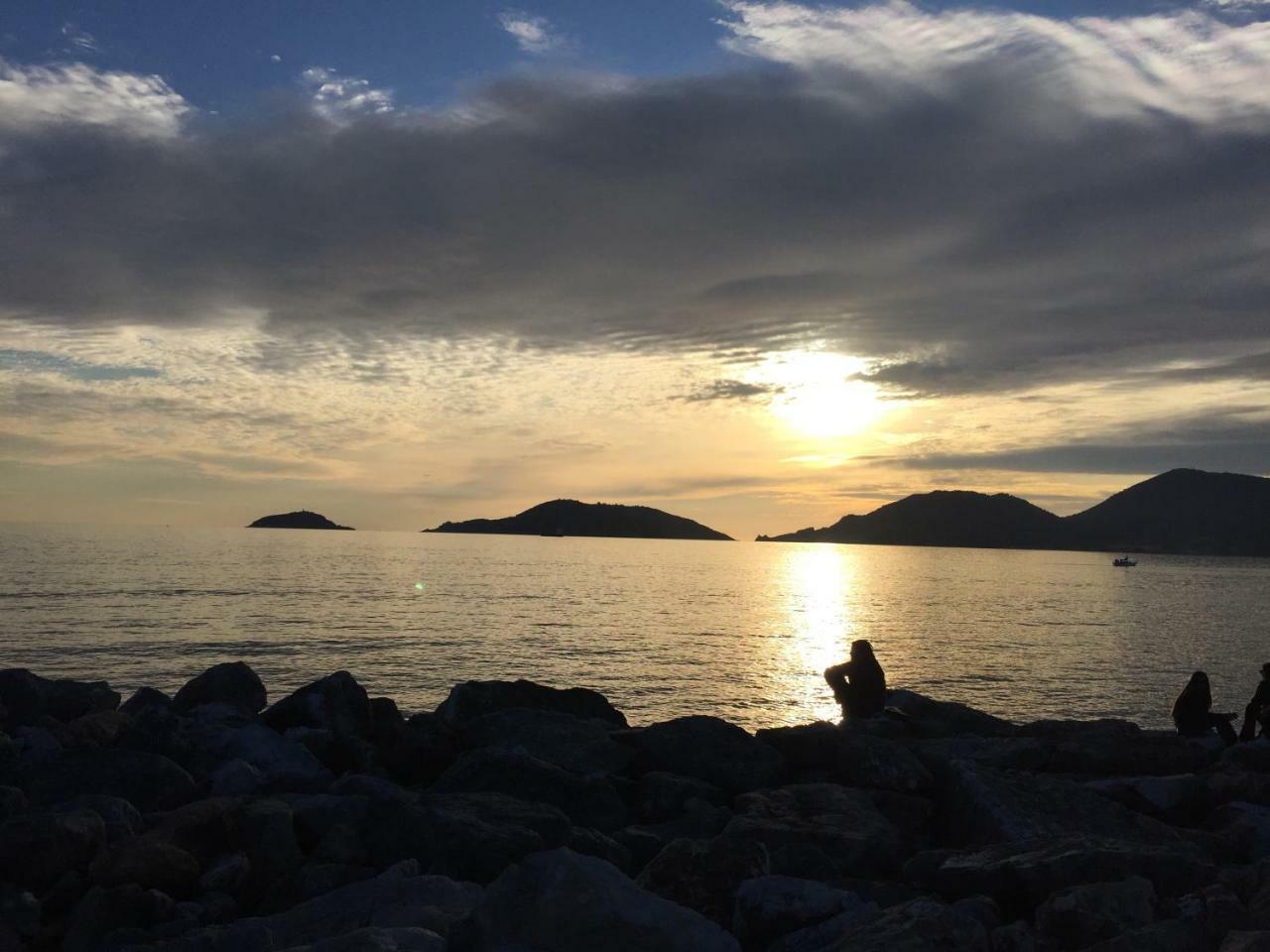 Vicolocorto Affittacamere La Spezia Bagian luar foto